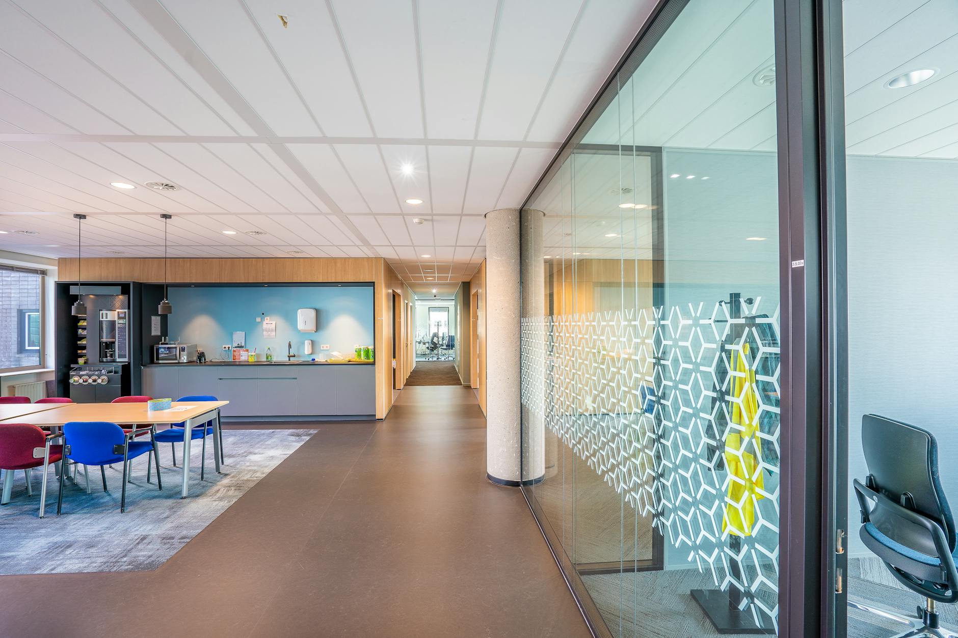 De uitdaging: waarom standaardkasten tekort schieten - Interieurbouw