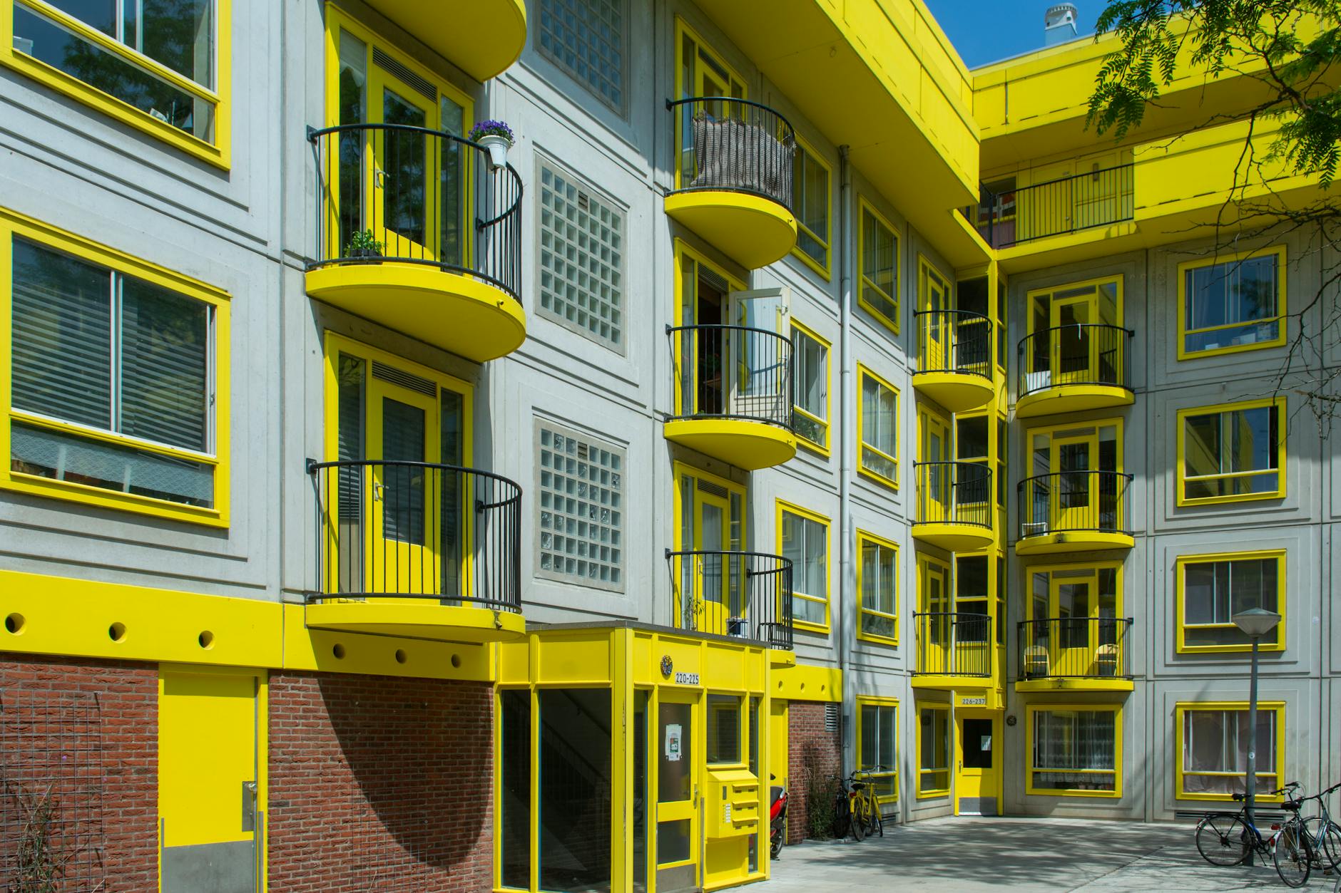 Temporary contracts, real mortgages: Amsterdam expat checklist