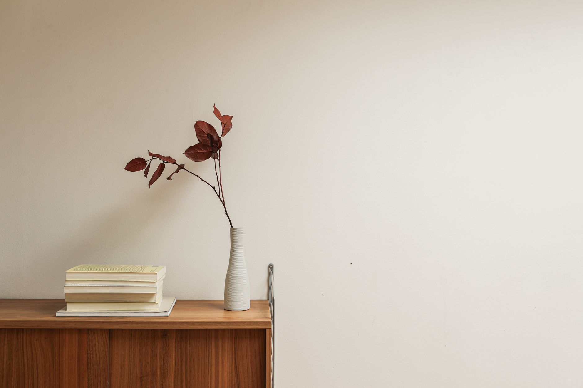 MEELANO vs. Design Studios: Which Fits Your Luxury Home Décor Needs in 2026?