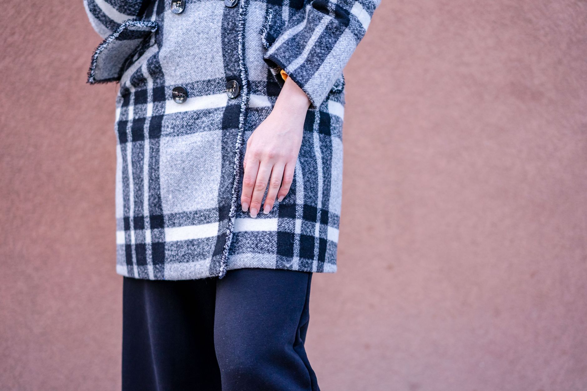 Winter Capsule Wardrobe: 10 Timeless Pieces for the Cold Season