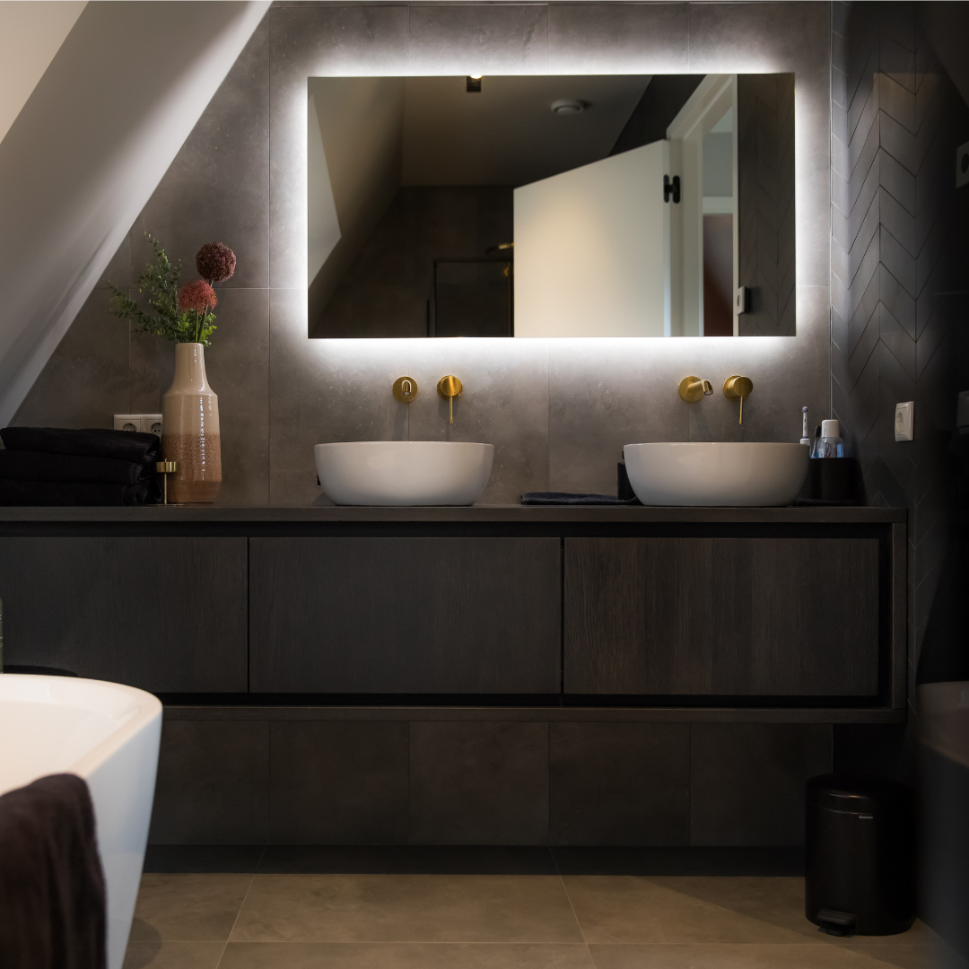 Zo verloopt maatwerk interieurbouw: van schets tot perfecte montage