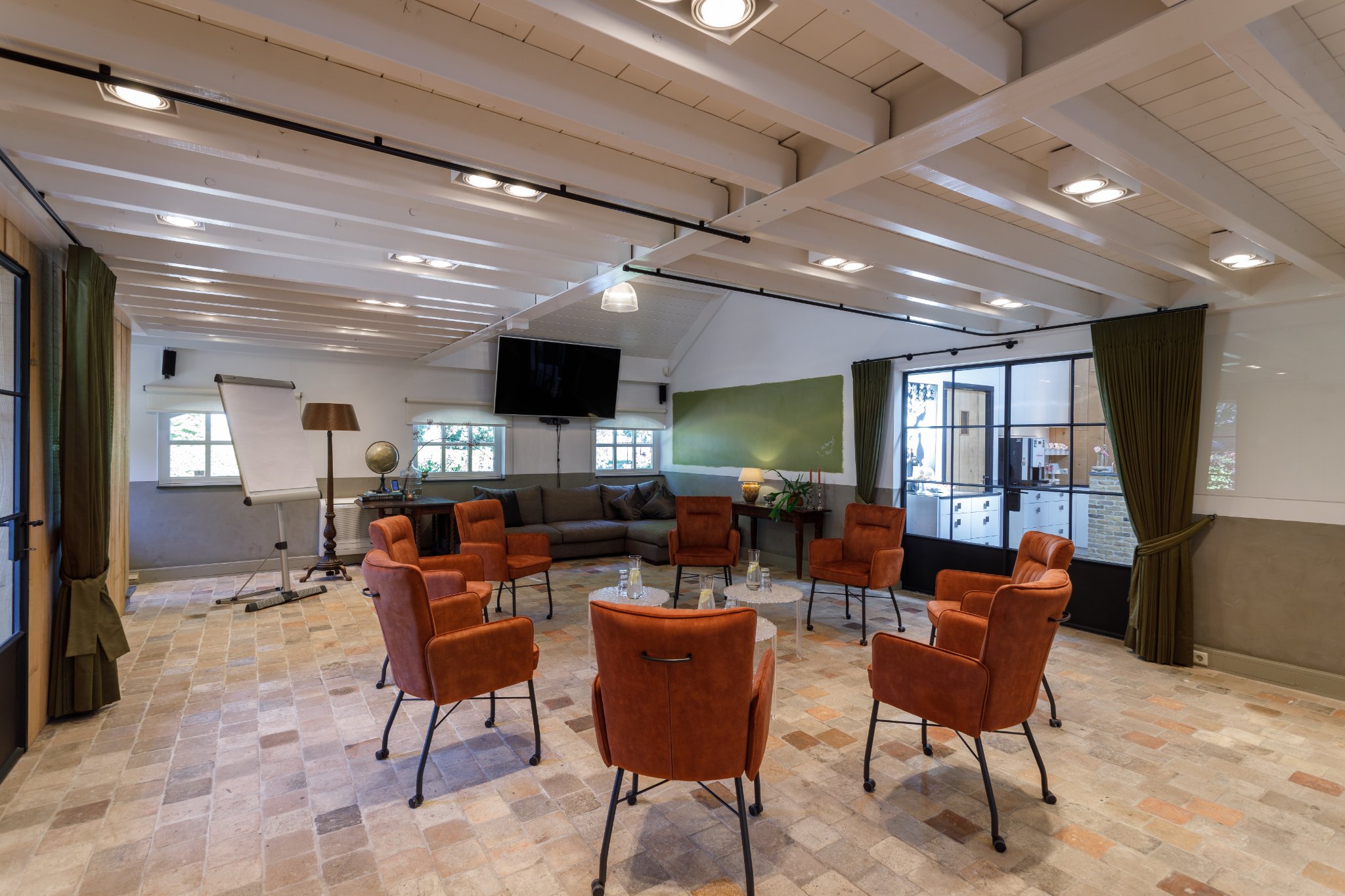 Wat maakt een exclusieve vergaderlocatie beter dan een standaard vergaderzaal?